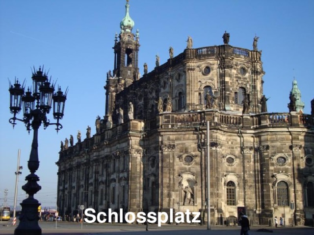 Schlossplatz 