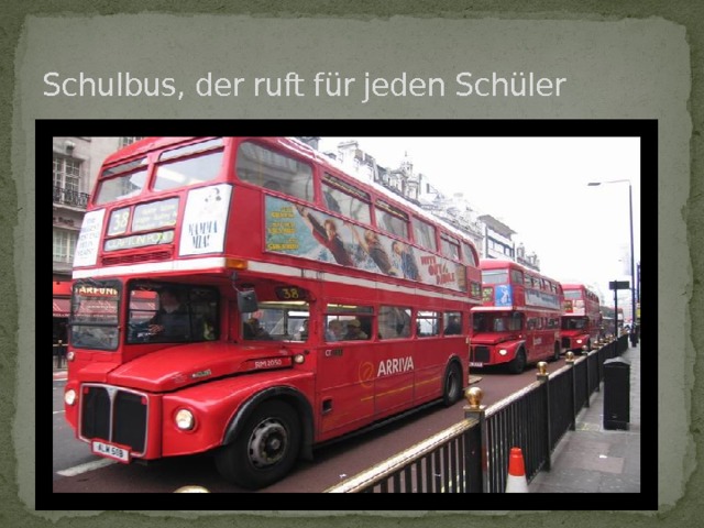 Schulbus, der ruft für jeden Schüler 